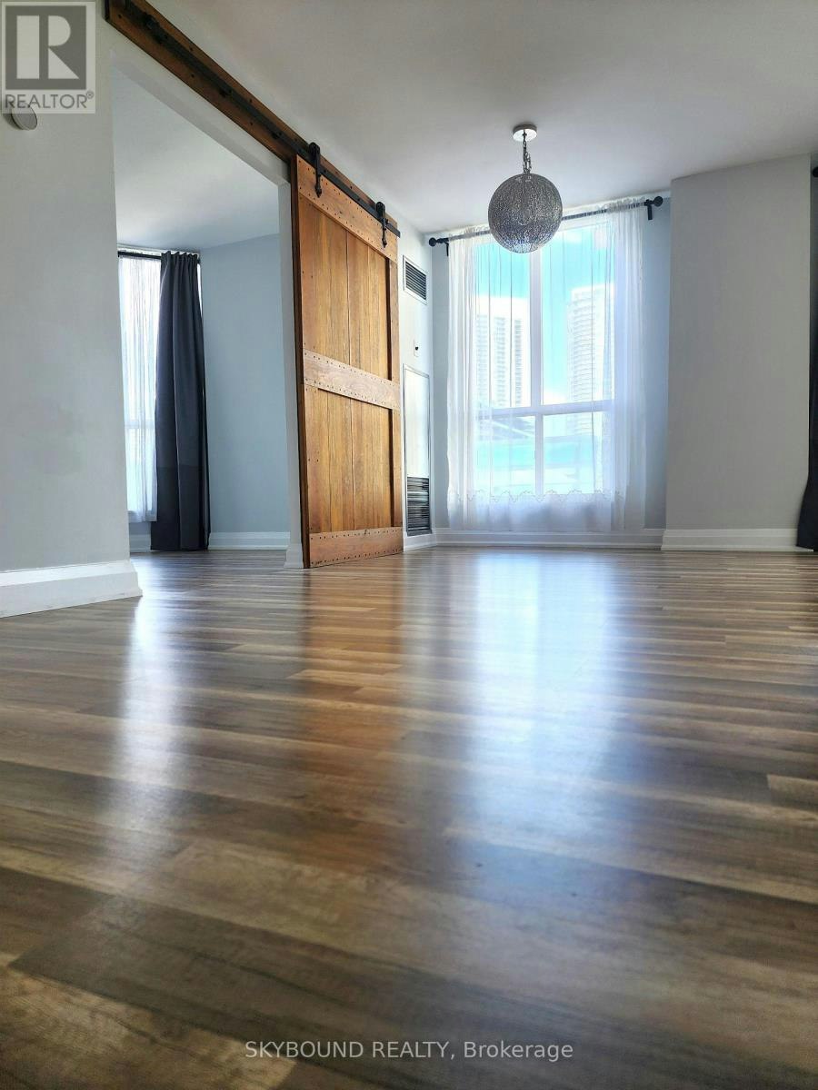 411-2285 Lake Shore Boulevard W, Toronto, ON, M8V 3X9 - 4
