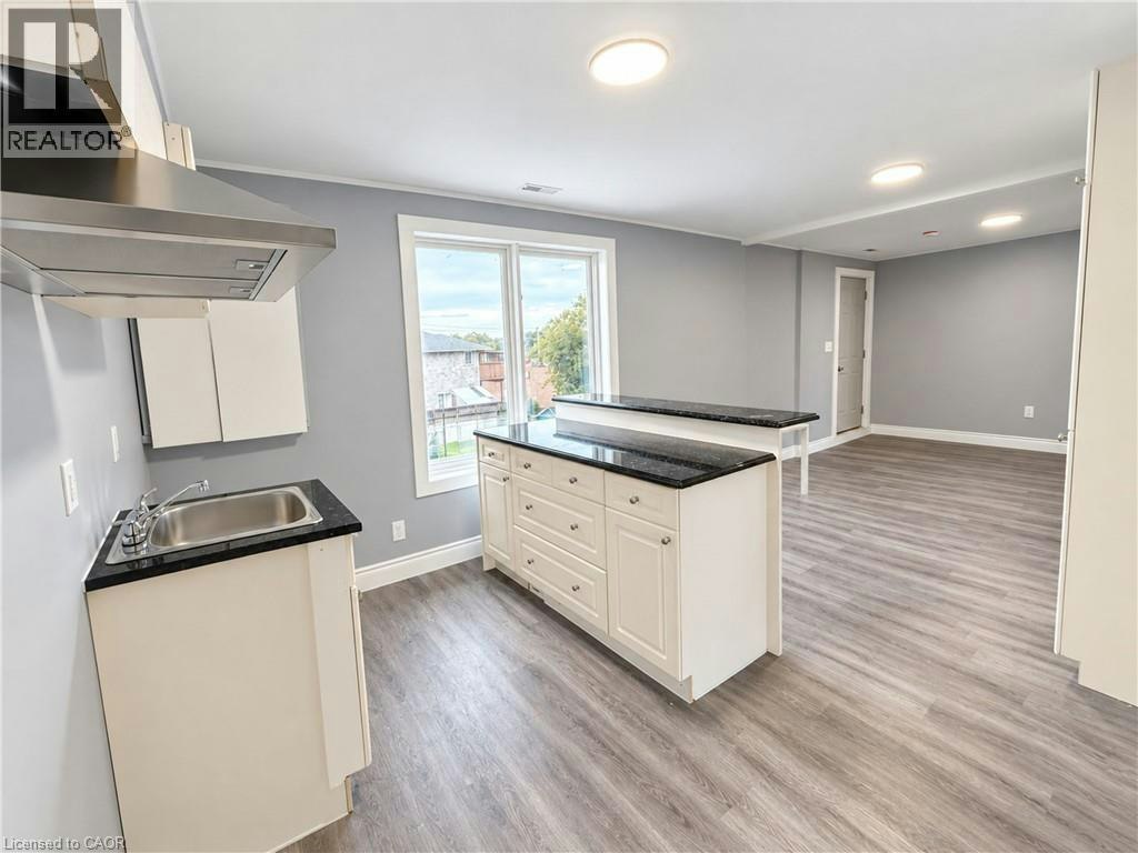 B-491 Main Street E, Cambridge, ON, N1R 5S7 - 2