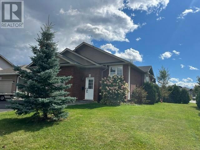 5 Eclipse, Greater Sudbury, ON, P3B 0E6 - 5