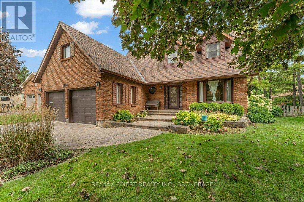 562 Sycamore Street, Kingston, ON, K7M 7L8