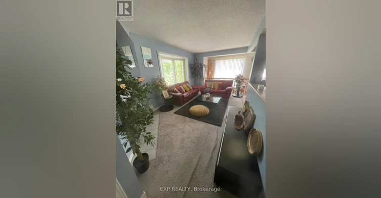 55 Whitegate Crescent, Ottawa, ON, K2J 4B7 - 5