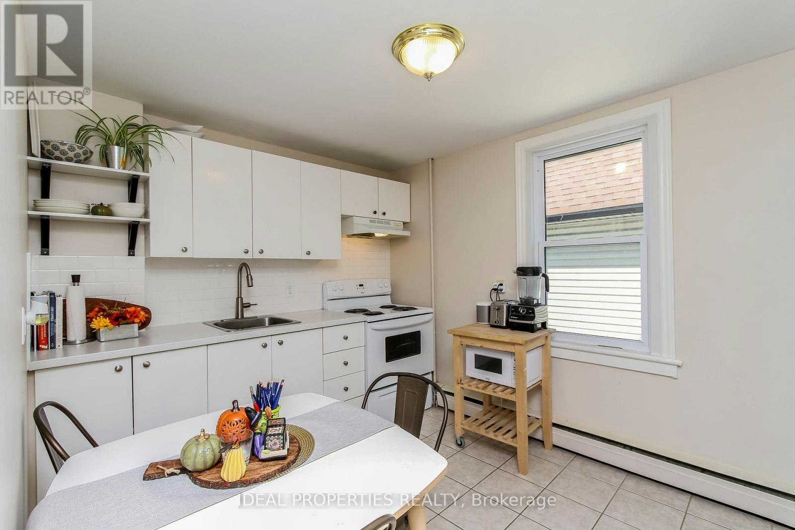 2-185 Louisa Street, Ottawa, ON, K1R 6Y9 - 11