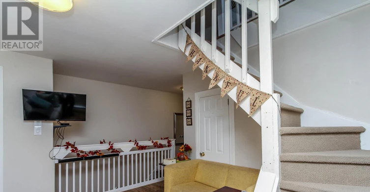 2-185 Louisa Street, Ottawa, ON, K1R 6Y9 - 5
