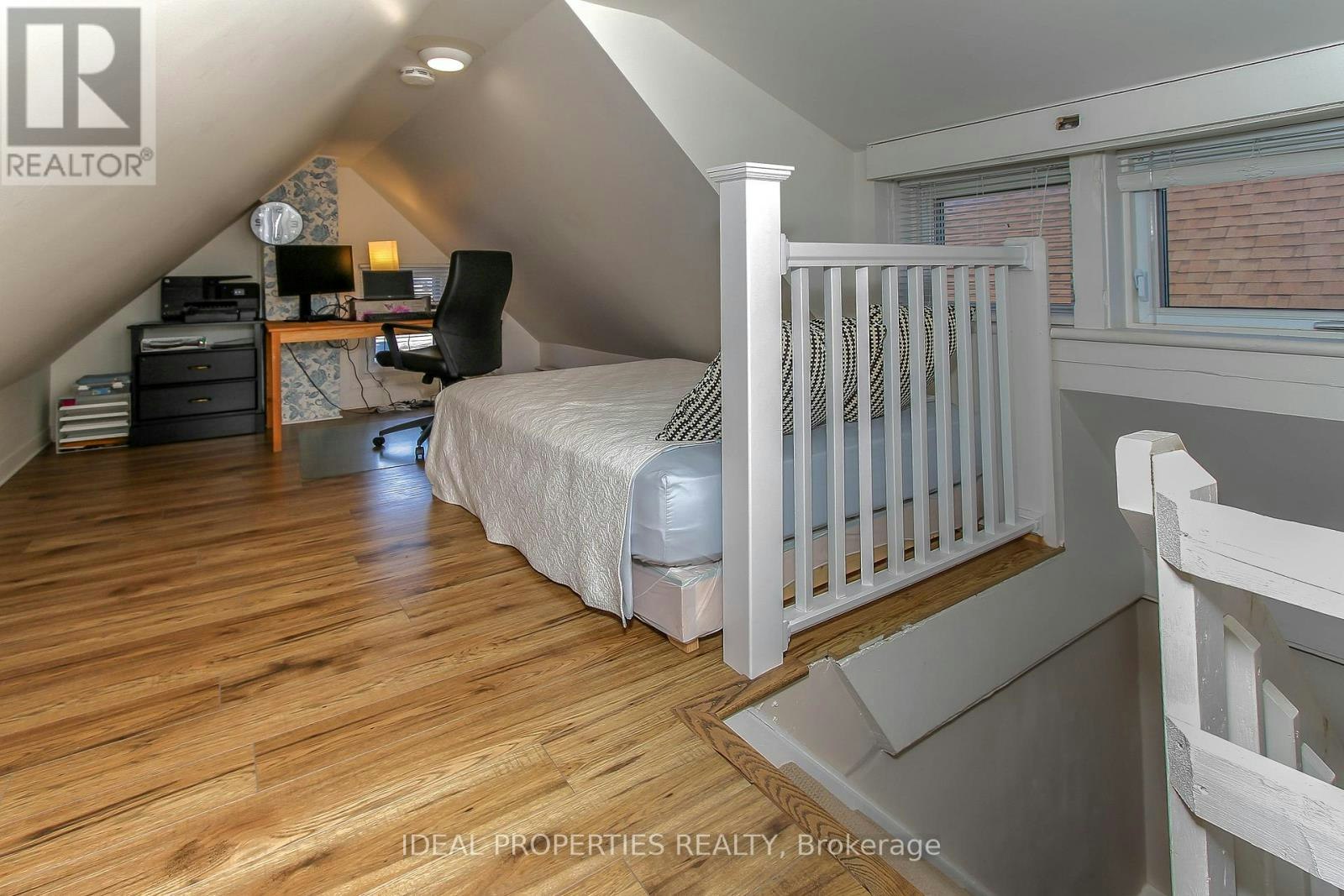 2-185 Louisa Street, Ottawa, ON, K1R 6Y9 - 8