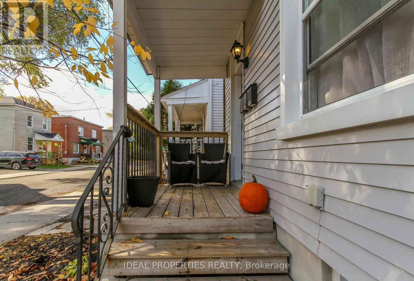 2-185 Louisa Street, Ottawa, ON, K1R 6Y9 - 2