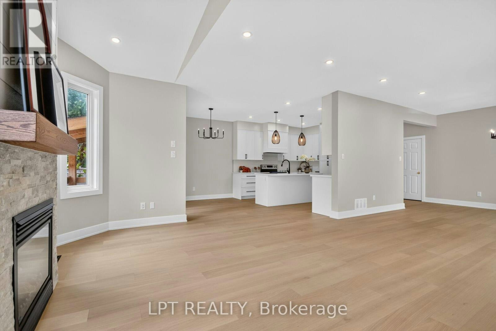97 Black Bear Way, Ottawa, ON, K2S 2G6 - 19