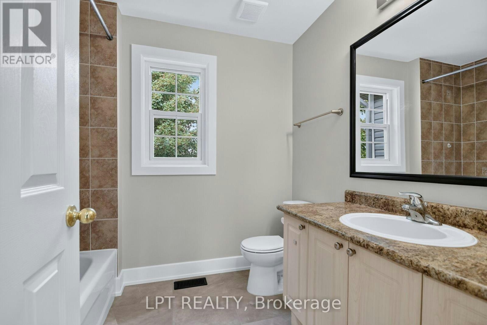97 Black Bear Way, Ottawa, ON, K2S 2G6 - 13