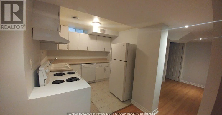 BSMT-460 Menczel Crescent, Newmarket, ON, L3X 2P6 - 4