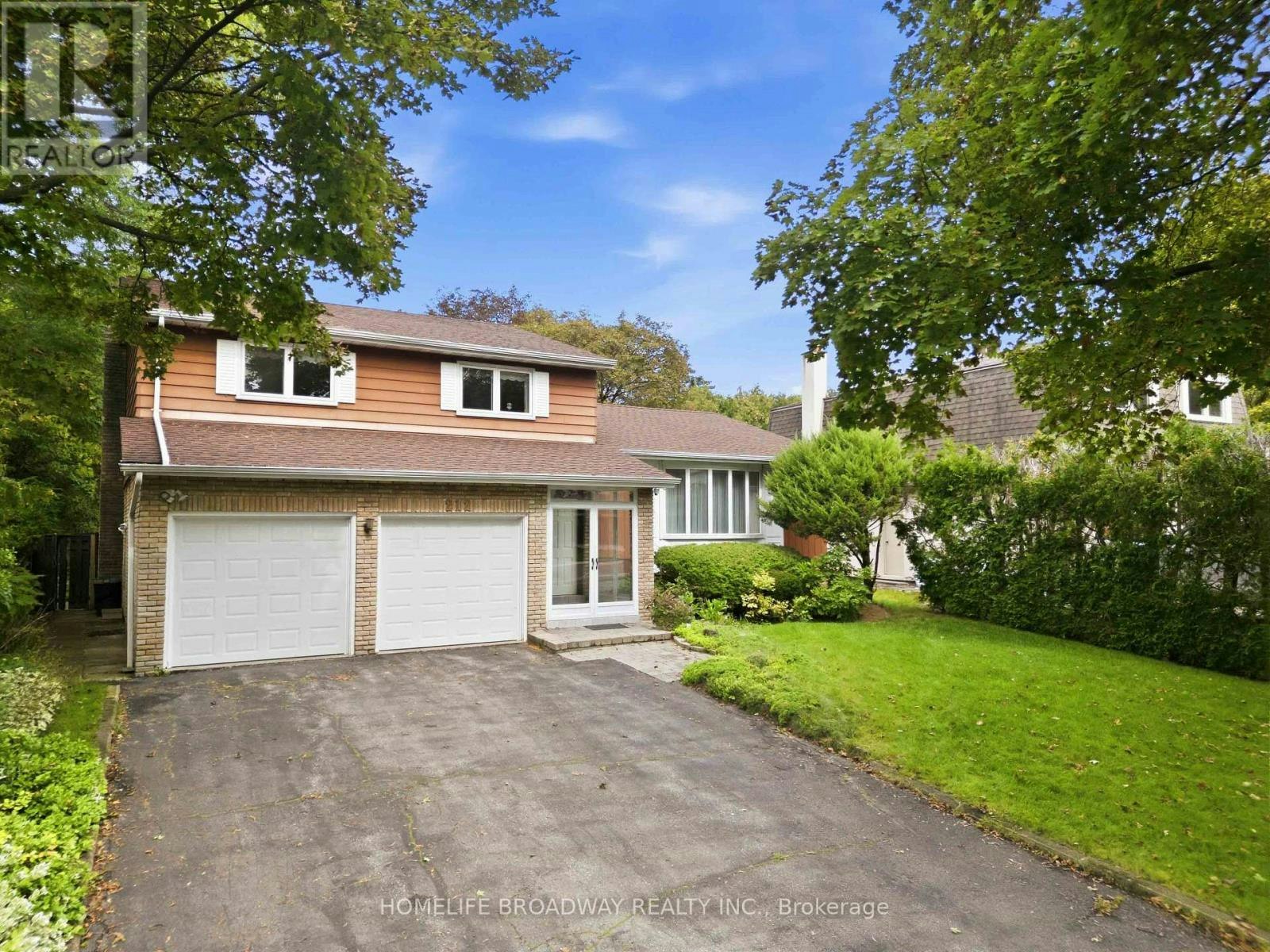 212 Bayview Fairways Drive, Markham, ON, L3T 2Z3