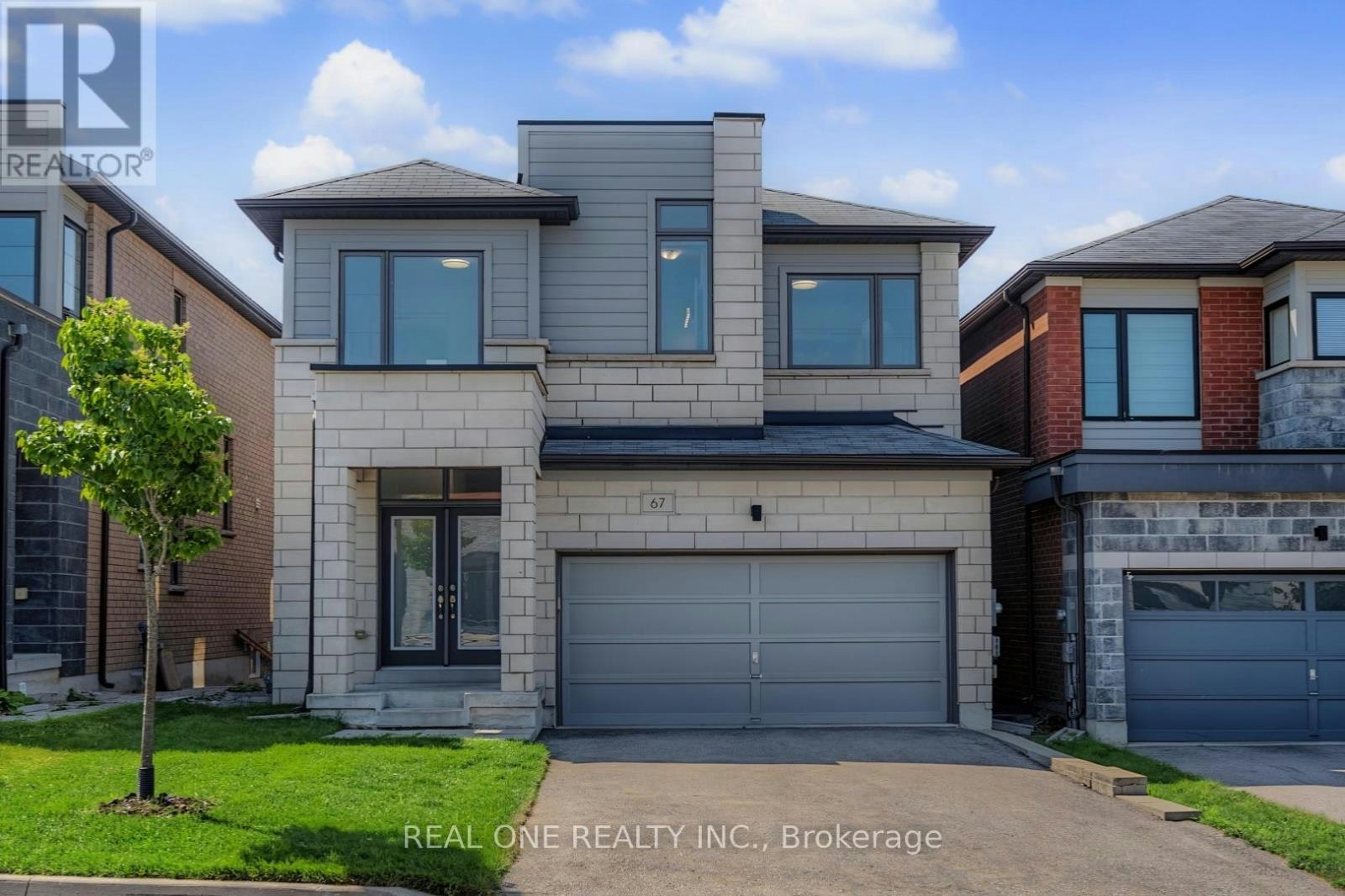 67 Tango Crescent, Newmarket, ON, L3X 0K4