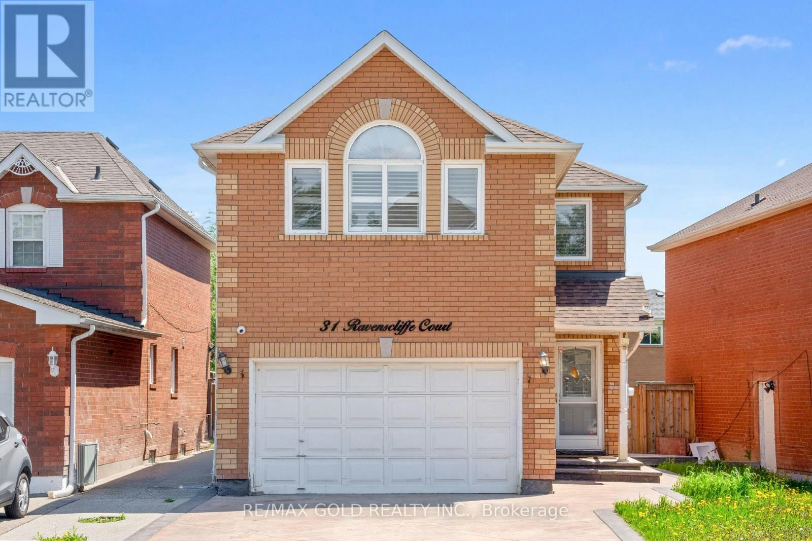 31 Ravenscliffe Court, Brampton, ON, L6X 4N8
