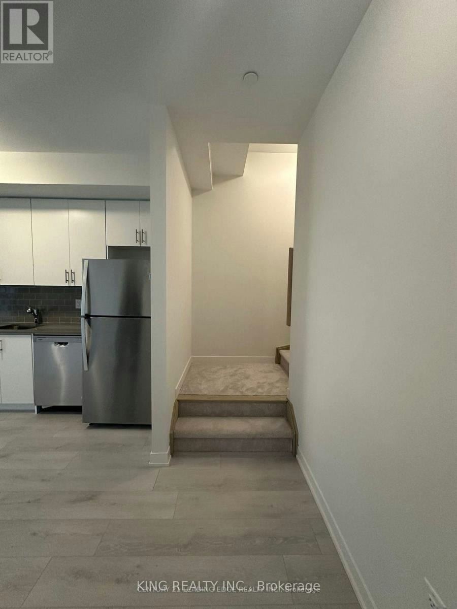 32-3409 Ridgeway Drive, Mississauga, ON, L5L 0B9 - 4
