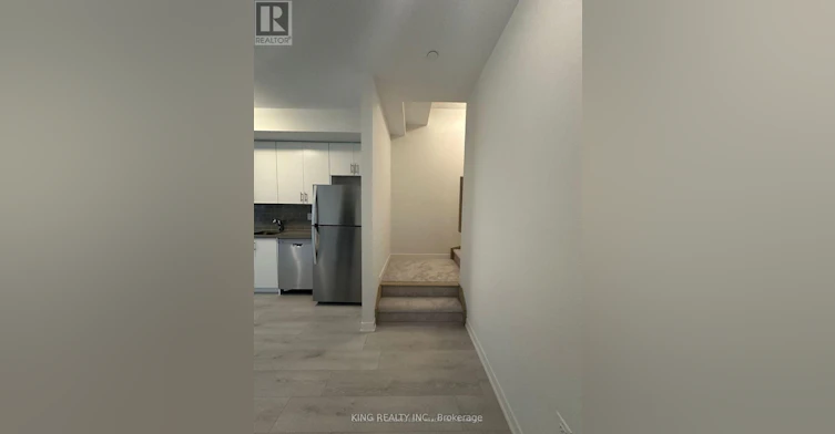 32-3409 Ridgeway Drive, Mississauga, ON, L5L 0B9 - 4