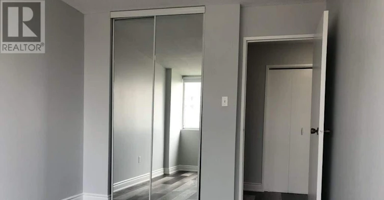 405-3590 Kaneff Crescent, Mississauga, ON, L5A 3X3 - 18