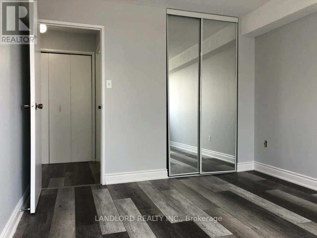 405-3590 Kaneff Crescent, Mississauga, ON, L5A 3X3 - 14