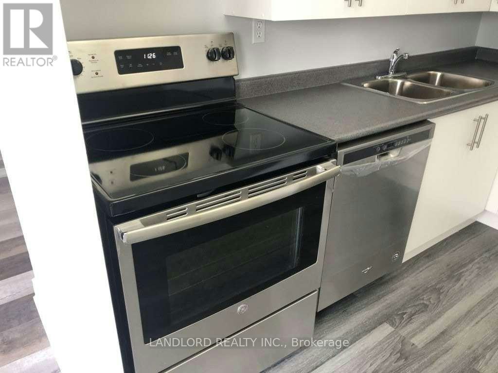 405-3590 Kaneff Crescent, Mississauga, ON, L5A 3X3 - 11