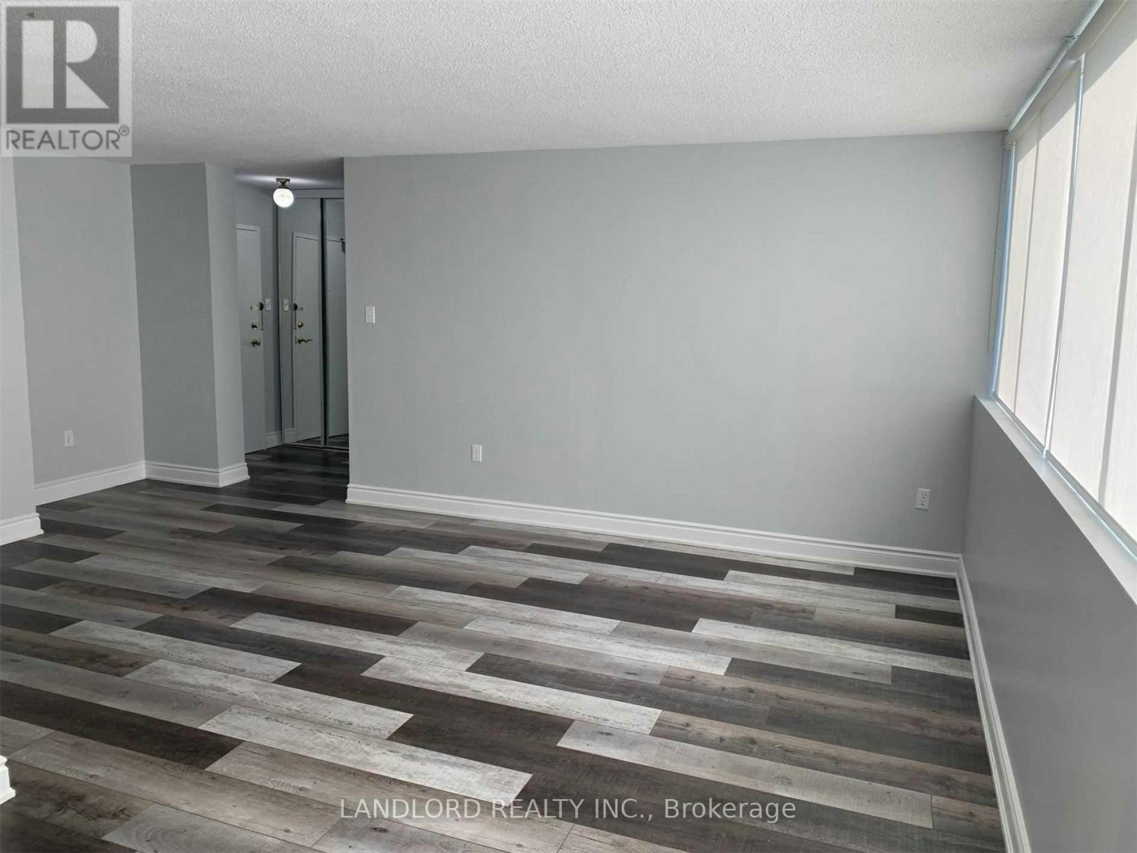 405-3590 Kaneff Crescent, Mississauga, ON, L5A 3X3 - 4