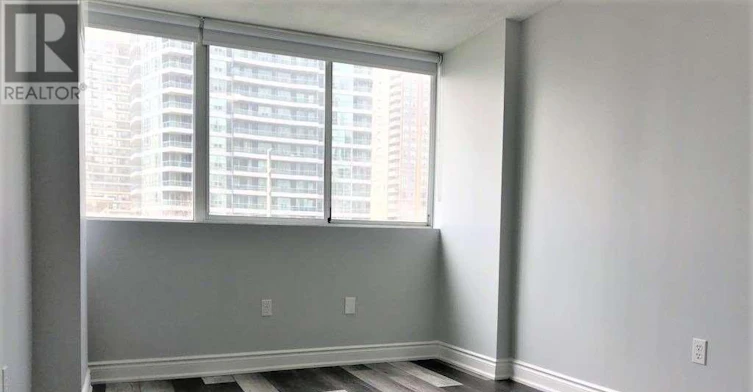 405-3590 Kaneff Crescent, Mississauga, ON, L5A 3X3 - 16