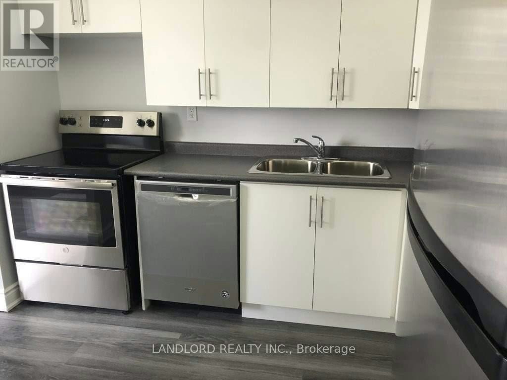 405-3590 Kaneff Crescent, Mississauga, ON, L5A 3X3 - 10