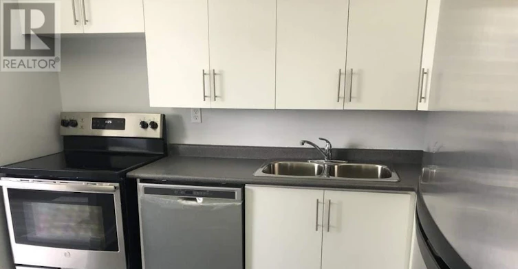 405-3590 Kaneff Crescent, Mississauga, ON, L5A 3X3 - 10