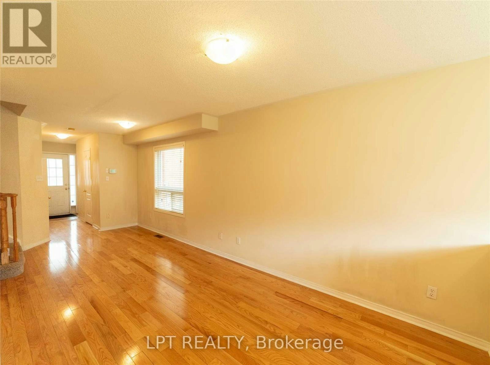 4919 Southampton Drive, Mississauga, ON, L5M 7P9 - 3