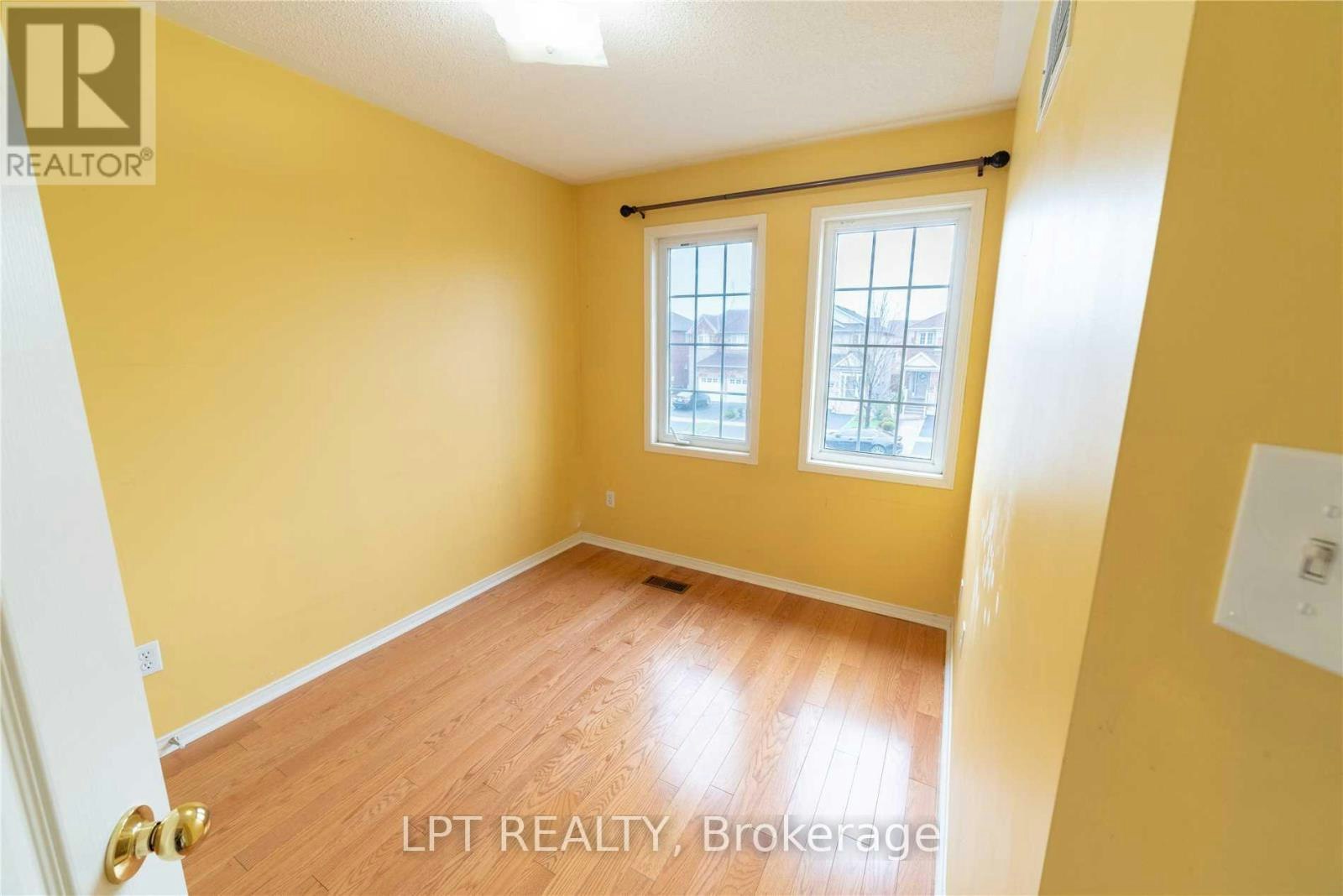 4919 Southampton Drive, Mississauga, ON, L5M 7P9 - 8