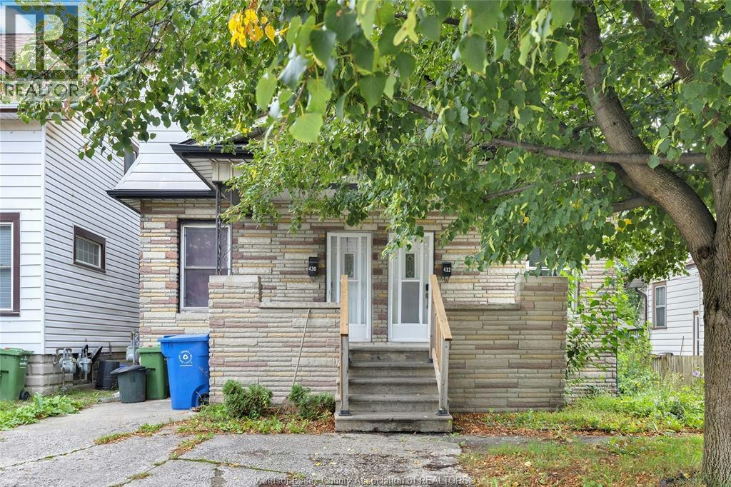 430-432 Campbell, Windsor, ON, N9B 2H4
