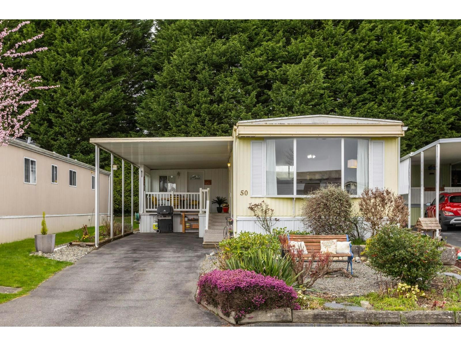 50-15875 20 Avenue, Surrey, BC, V4A 2B1