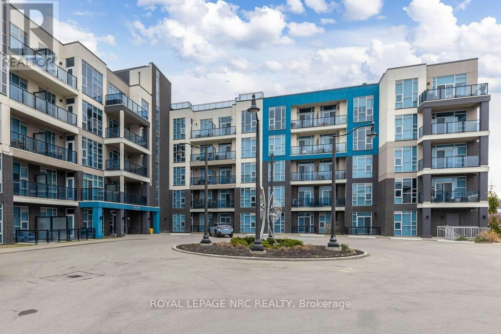 412-10 Concord Place, Grimsby, ON, L3M 0G6