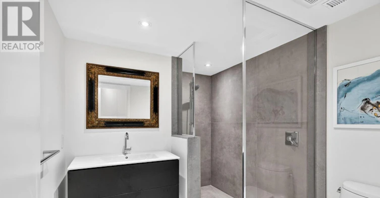 228 Glen Road, Toronto, ON, M4W 2X3 - 40