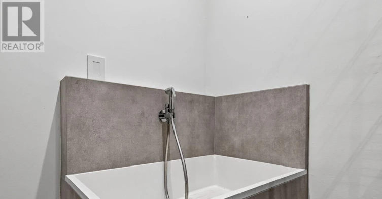 228 Glen Road, Toronto, ON, M4W 2X3 - 29
