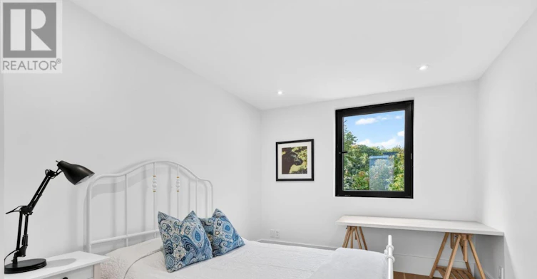 228 Glen Road, Toronto, ON, M4W 2X3 - 33