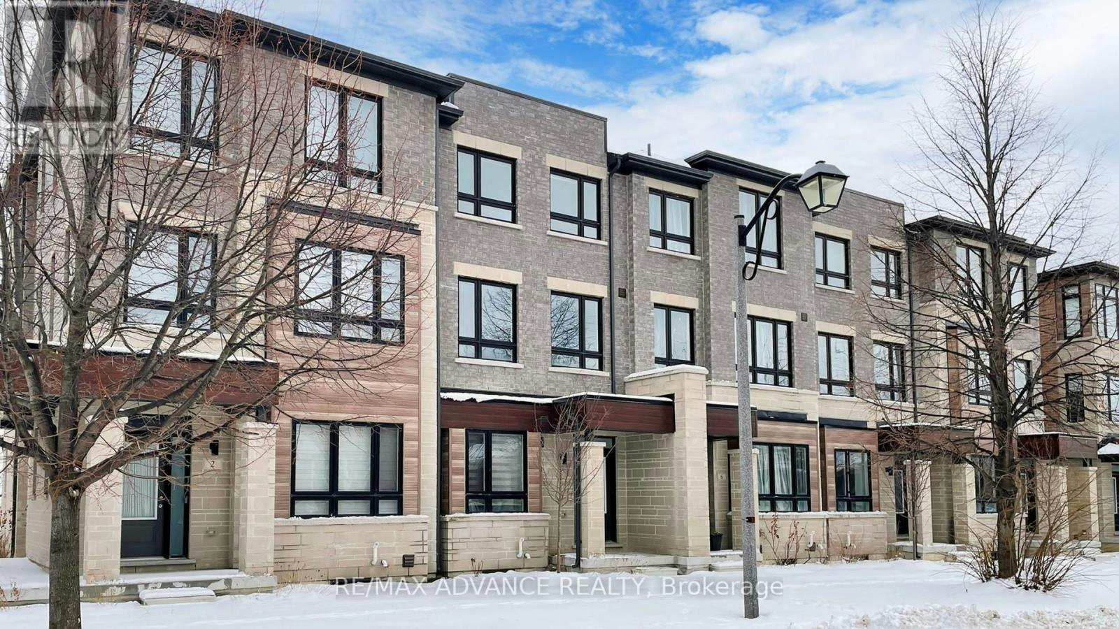 4 Carole Bell Way, Markham, ON, L6E 0W2