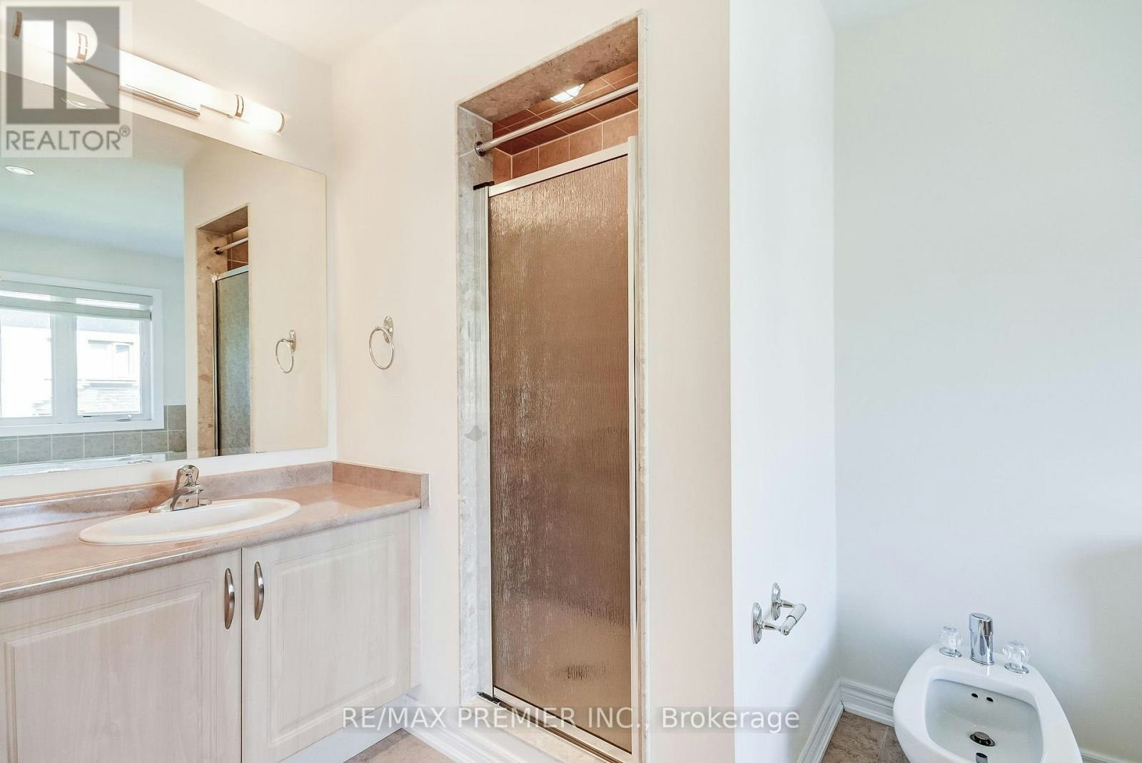 246 Hansard Drive, Vaughan, ON, L4H 0W1 - 33