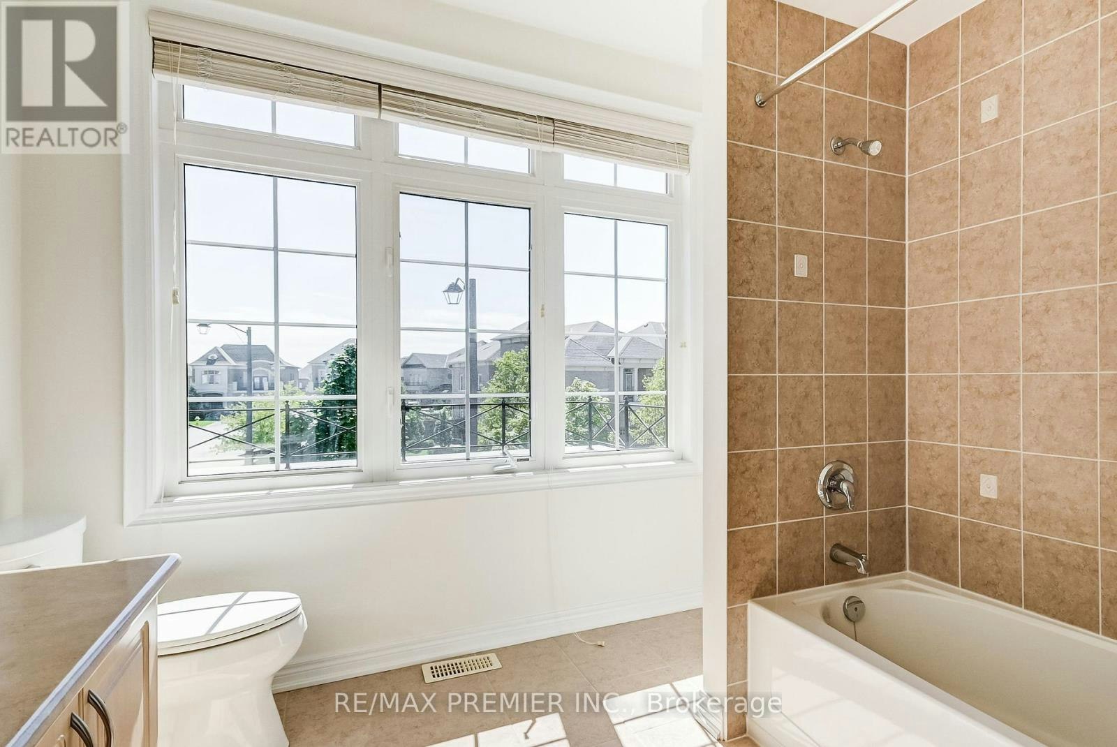 246 Hansard Drive, Vaughan, ON, L4H 0W1 - 24