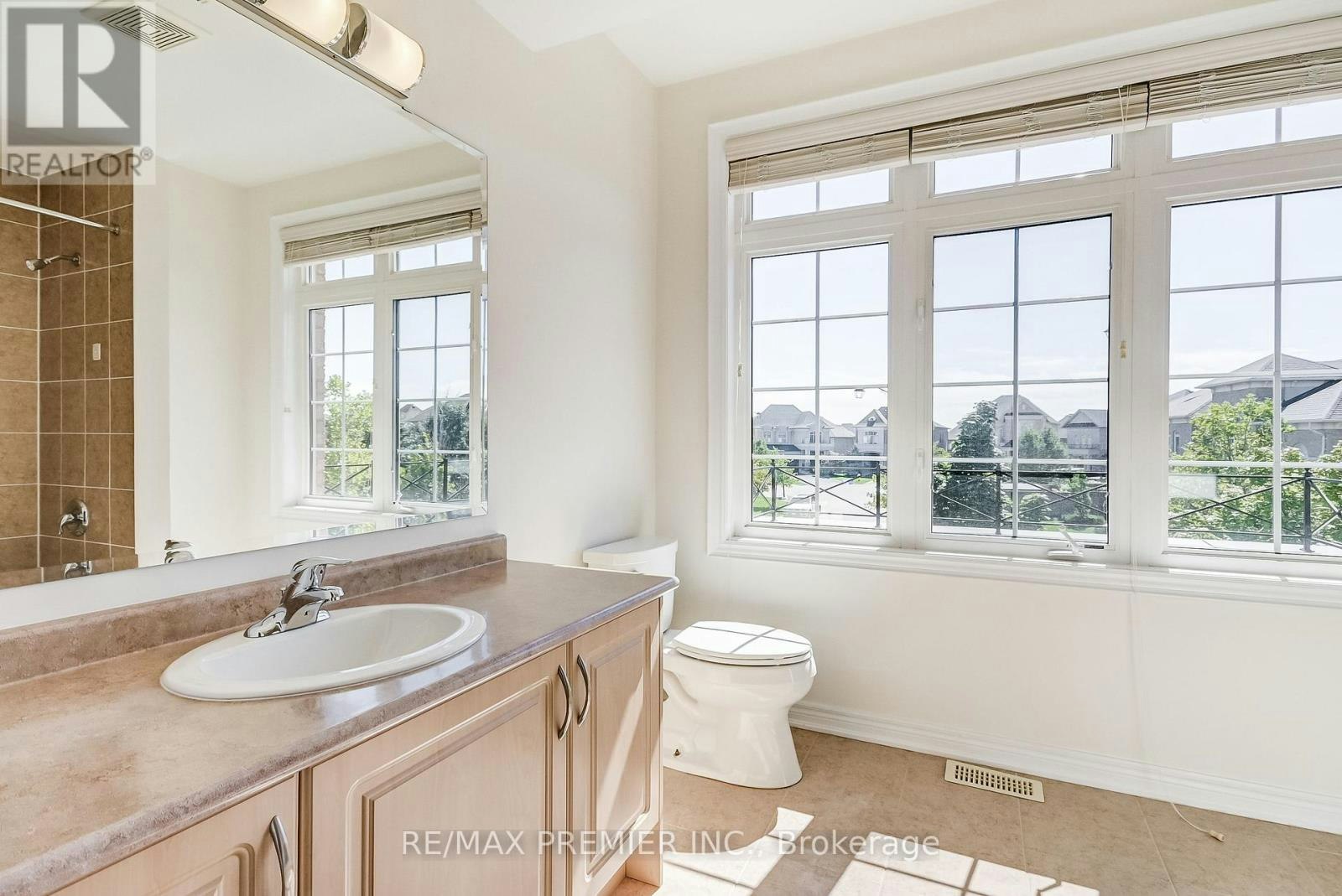 246 Hansard Drive, Vaughan, ON, L4H 0W1 - 25