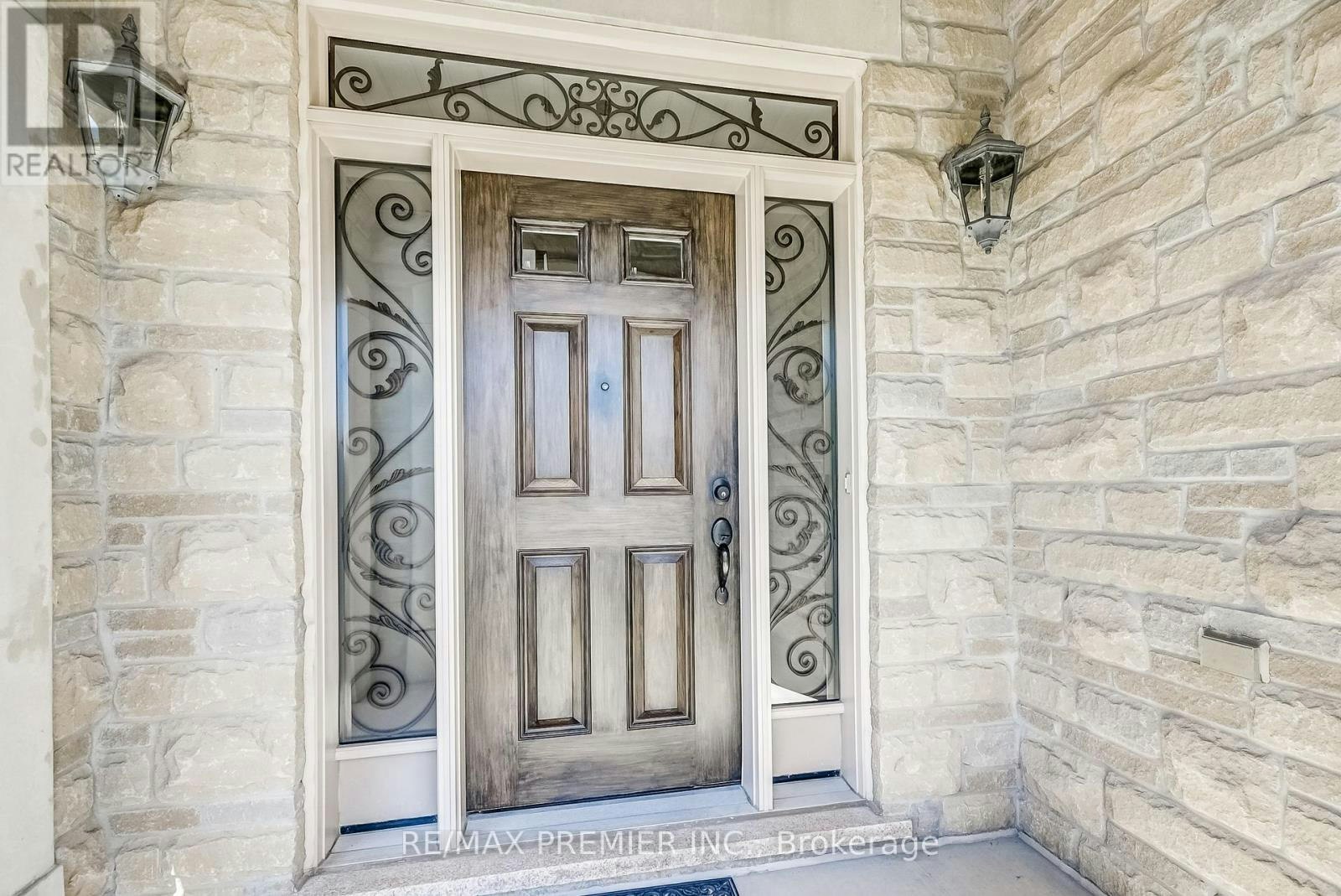 246 Hansard Drive, Vaughan, ON, L4H 0W1 - 3