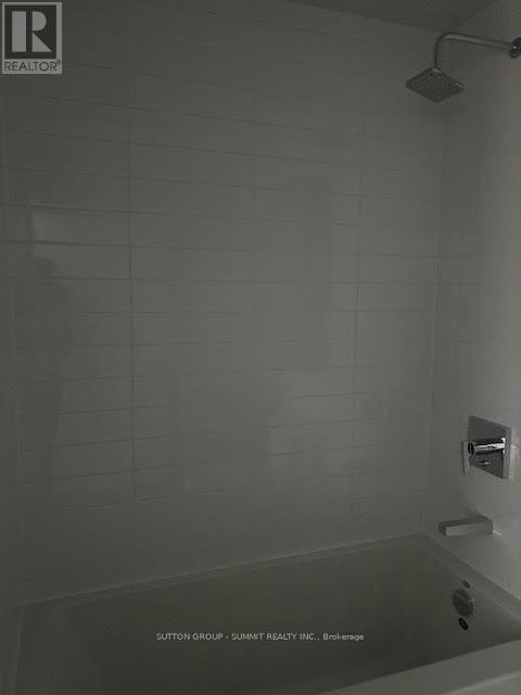 319-430 Square One Drive, Mississauga, ON, L5B 0R7 - 4