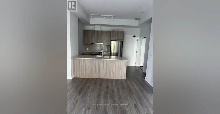 319-430 Square One Drive, Mississauga, ON, L5B 0R7 - 9