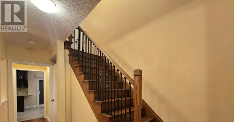 48 Dunvegan Crescent, Brampton, ON, L7A 2Y2 - 3