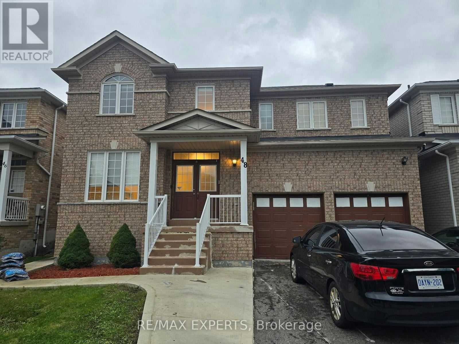 48 Dunvegan Crescent, Brampton, ON, L7A 2Y2