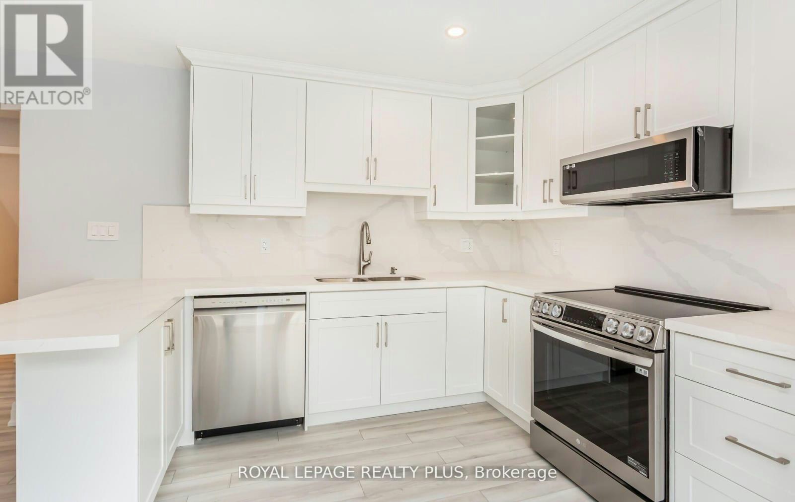 REAR-2844 Kingsberry Crescent, Mississauga, ON, L5B 2K9 - 13