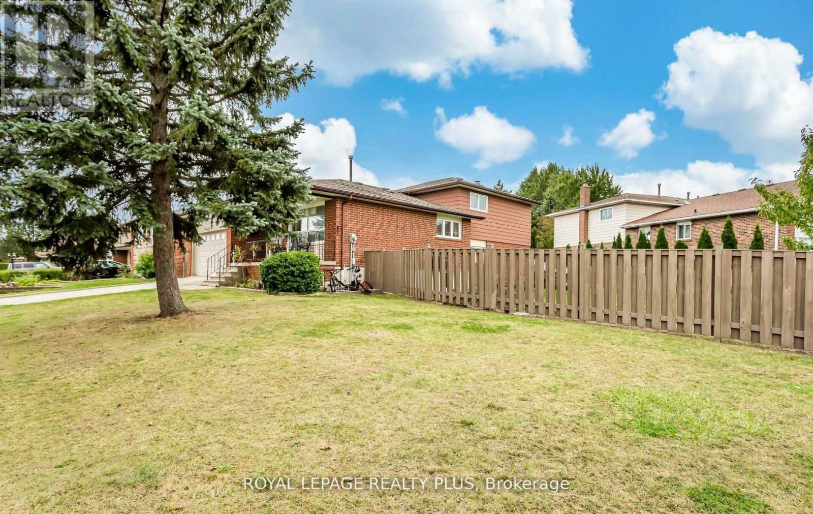 REAR-2844 Kingsberry Crescent, Mississauga, ON, L5B 2K9 - 3