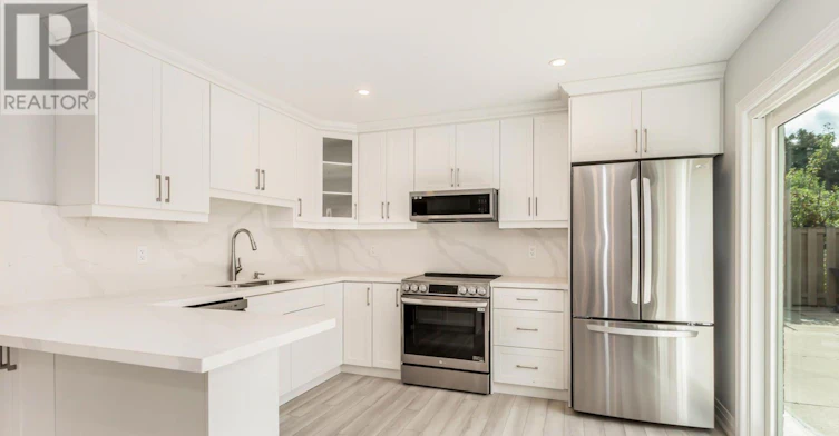 REAR-2844 Kingsberry Crescent, Mississauga, ON, L5B 2K9 - 11