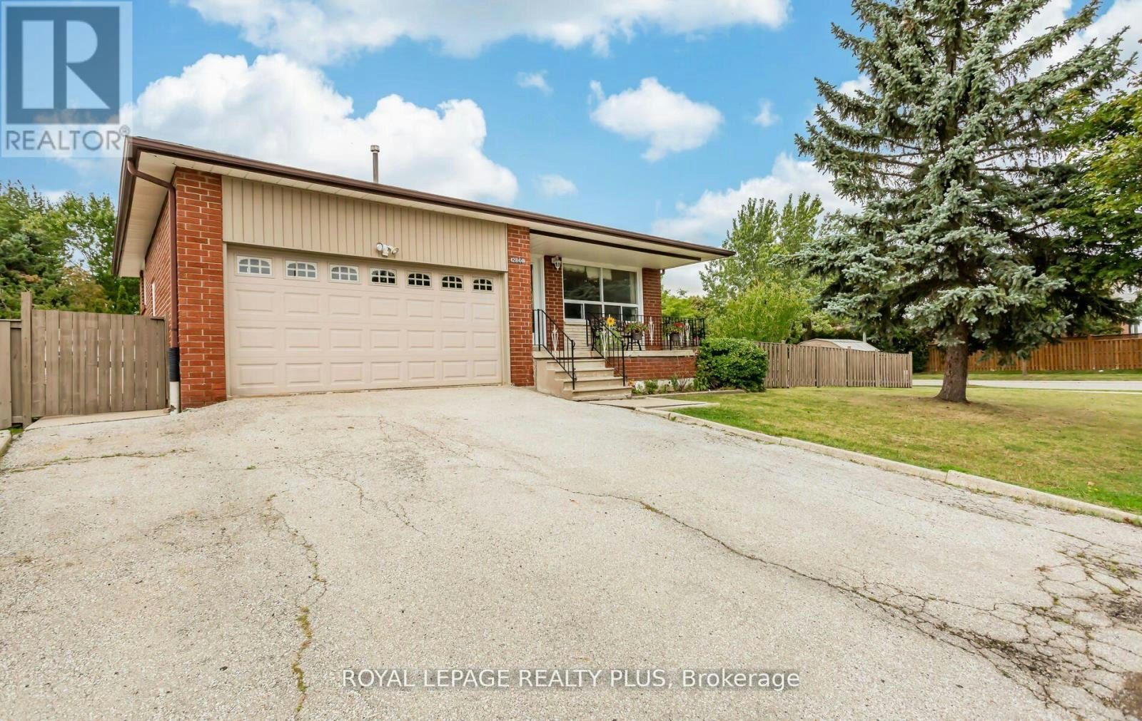 REAR-2844 Kingsberry Crescent, Mississauga, ON, L5B 2K9 - 2