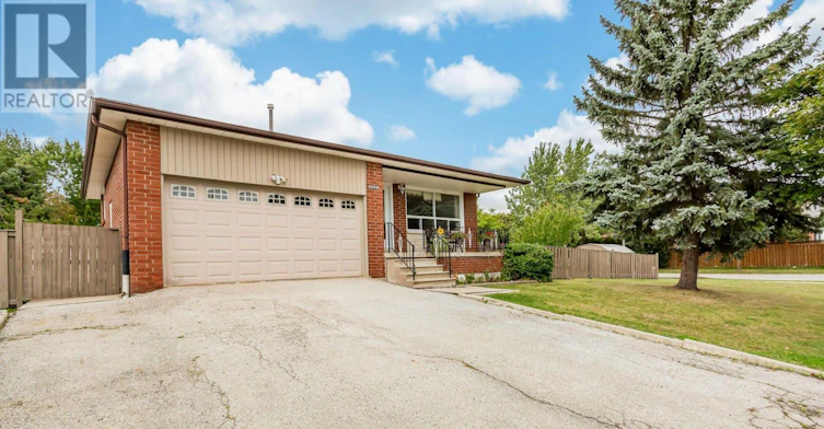 REAR-2844 Kingsberry Crescent, Mississauga, ON, L5B 2K9 - 2