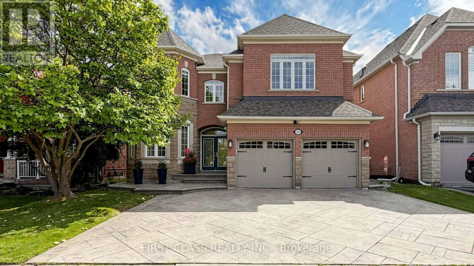 3292 Topeka Drive, Mississauga, ON, L5M 7V1