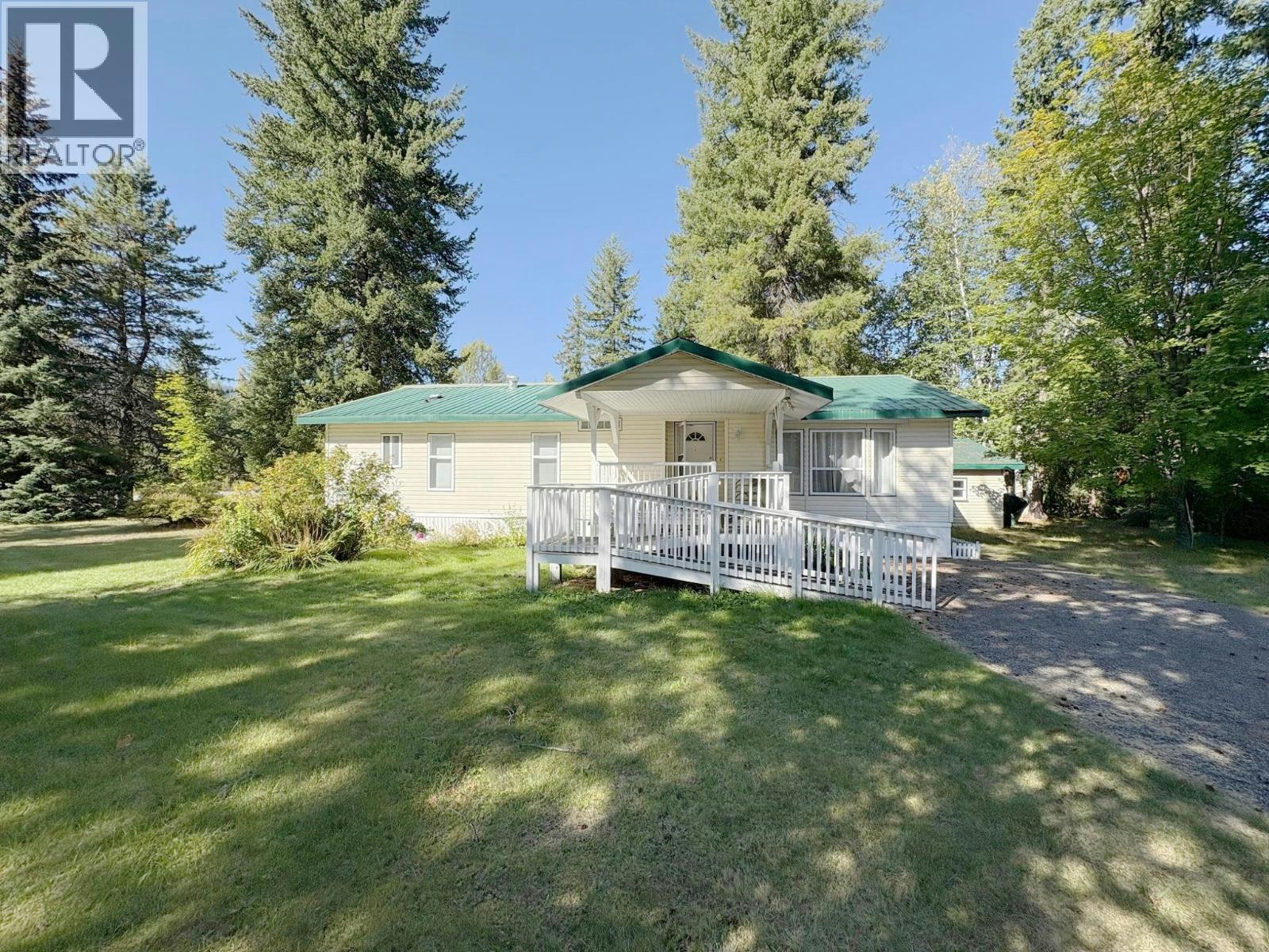237 Dunlevy Road, Clearwater, BC, V0E 1N2