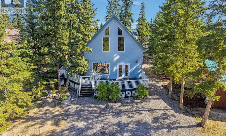 8 Lakeview Drive