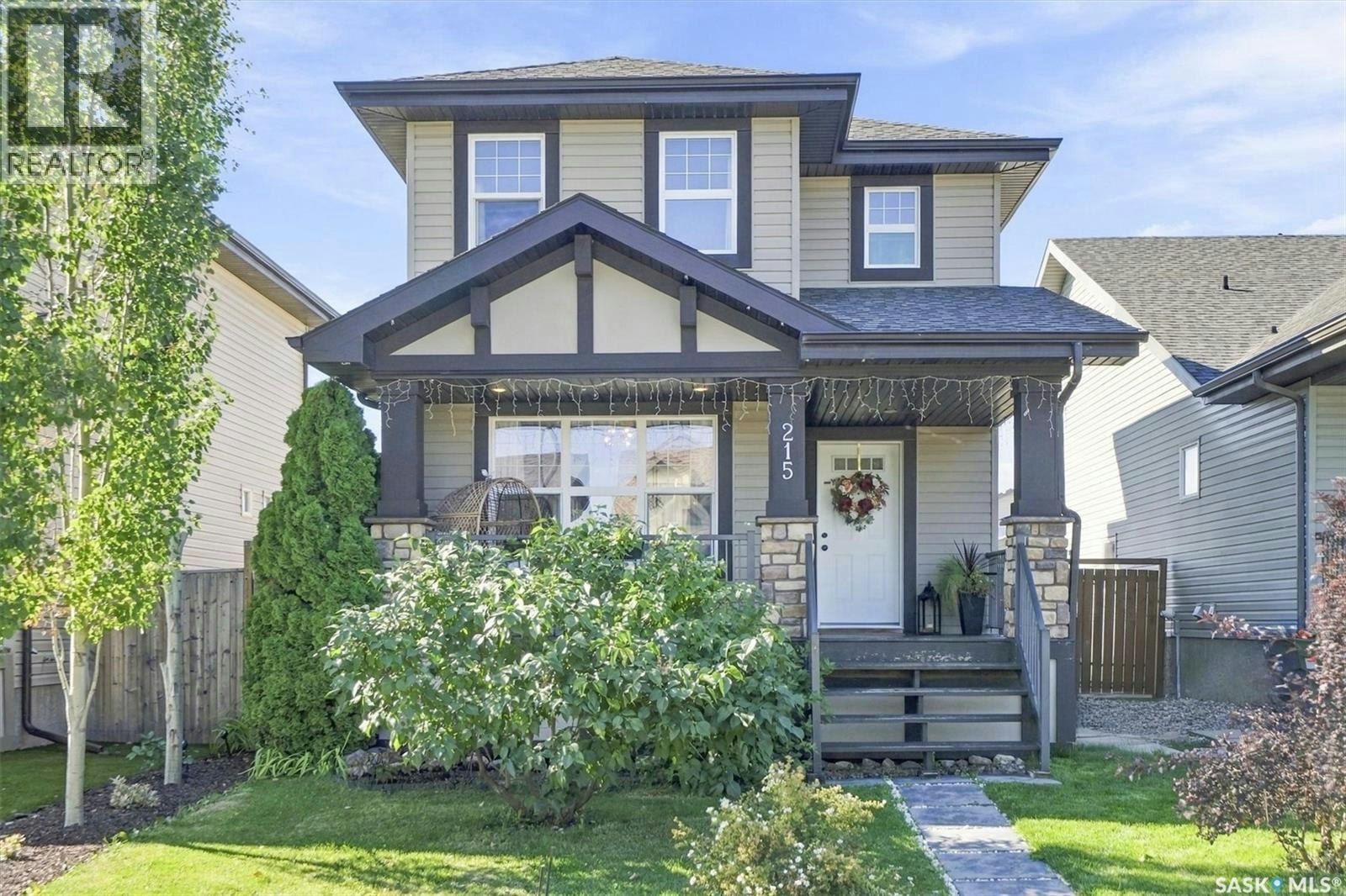 215 Coad Manor, Saskatoon, SK, S7R 0A7